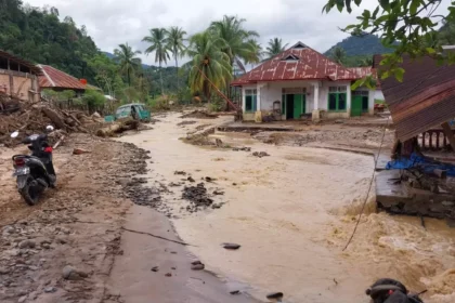 Tak Ada Ampun: KLH Segel Lima Tambang Pemicu Banjir Sumatera Barat, Ini Daftarnya