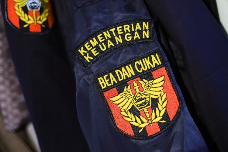 Pertaruhan Nasib 16.000 Pegawai: Bea Cukai Berlomba dengan Waktu "Diancam" Menkeu Purbaya