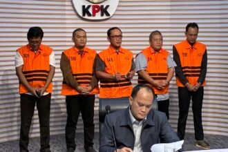 8 Fakta Bupati Lampung Tengah : 9 Bulan Menjabat, Ketiduran Saat Rapat, Endingnya Kena OTT KPK