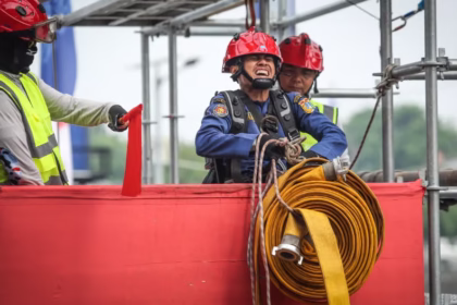 Tito Karnavian Puji Damkar, Layanan Terbaik dengan Kepuasan Hingga 97 Persen