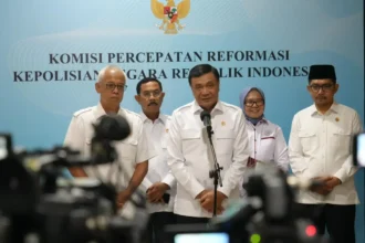 Menko Polkam Djamari Chaniago Dorong Penguatan Kompolnas demi Reformasi Polri yang Lebih Tajam