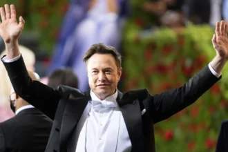 Tajir Melintir, Harta Elon Musk Tembus Rp12.500 Triliun