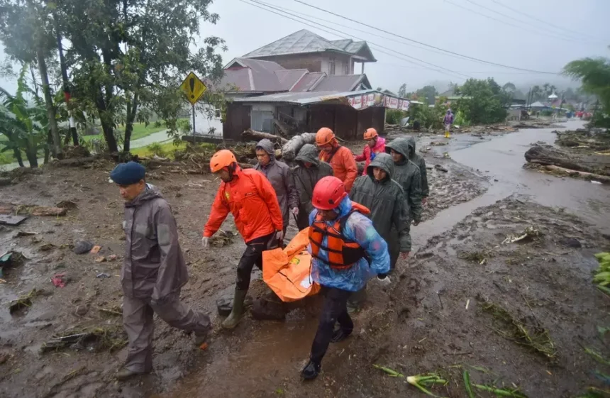 28 Jenazah Korban Banjir Bandang Sumbar Masih Belum Teridentifikasi