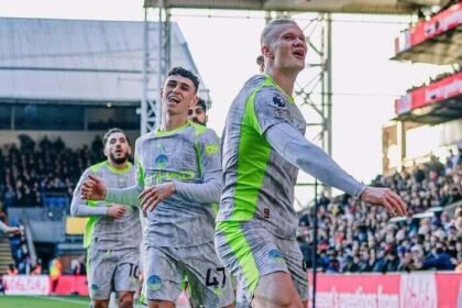 Manchester City tampil dominan dan menundukkan Crystal Palace 3-0 di Selhurst Park pada pekan ke-16 Premier League 2025/2026.