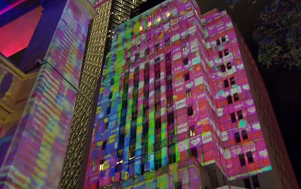 Hormati Kebakaran Tai Po, Hong Kong Sambut 2026 Tanpa Kembang Api, Ganti Dengan Gemerlap LED 2 Hormati Kebakaran Tai Po, Hong Kong Sambut 2026 Tanpa Kembang Api, Ganti Dengan Gemerlap LED