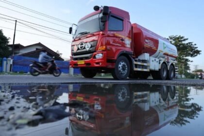 Bantuan Rp5,3 Miliar dan Armada BBM Nonstop: Perjuangan Pertamina untuk Sumatra