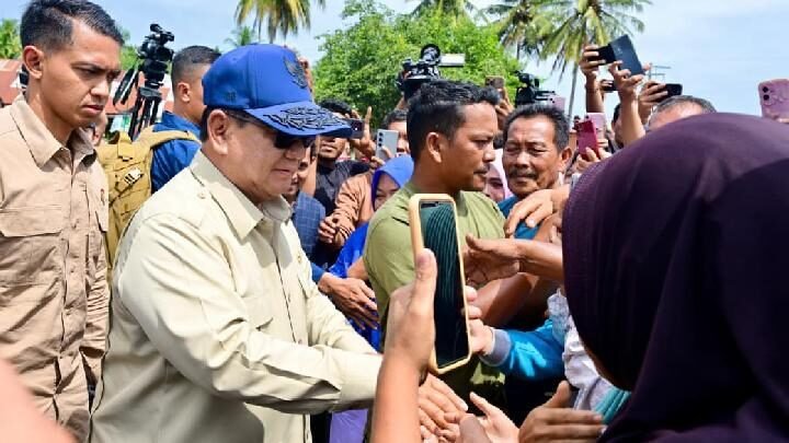 Presiden Prabowo Hapus Seluruh Utang KUR Petani Terdampak Banjir Bandang Sumatra