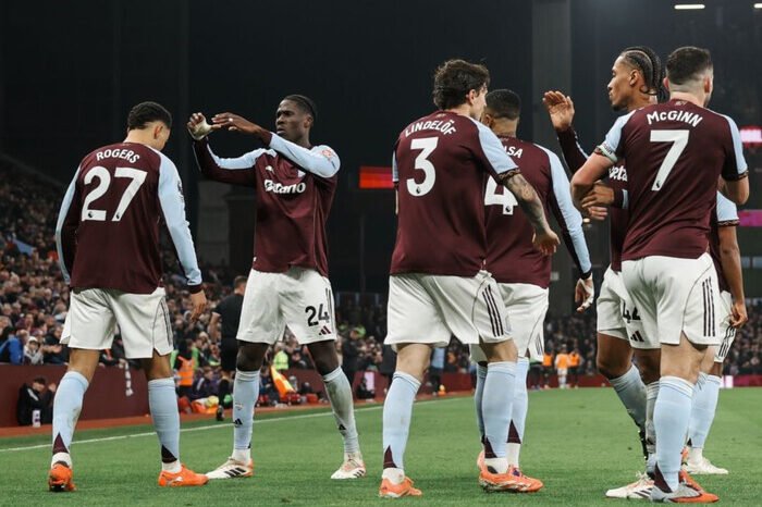 Unai Emery memuji atmosfer Villa Park setelah Aston Villa mencatat kemenangan kandang ke-10 beruntun usai menaklukkan Manchester United.