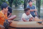 Banjir akibat peningkatan debit sungai merendam ratusan rumah di tiga kecamatan Kota Serang, dengan dampak ribuan warga terdampak dan ketinggian air mencapai 80 sentimeter di beberapa lokasi.