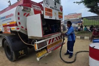 SPBU Mobile Pertamina mempercepat distribusi BBM di wilayah terdampak bencana di Sumatera.