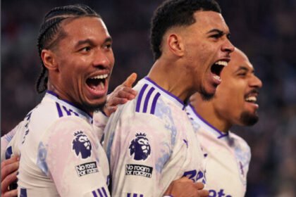 Manchester City dan Aston Villa terus menekan Arsenal dalam perburuan gelar Liga Inggris 2025/2026.