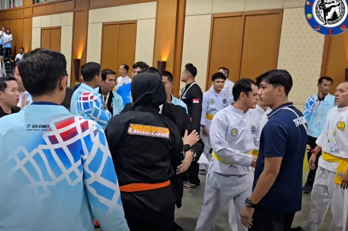 Ricuh SEA Games 2025: Tim Pencak Silat Malaysia Serang Wasit Usai Putusan Kontroversial 2 Ricuh SEA Games 2025: Tim Pencak Silat Malaysia Serang Wasit Usai Putusan Kontroversial