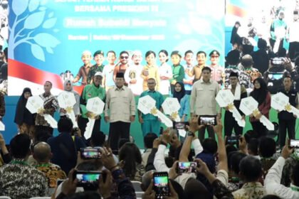 Akad massal KPR FLPP di Serang menjadi simbol percepatan penyaluran rumah subsidi bagi masyarakat berpenghasilan rendah di seluruh Indonesia.