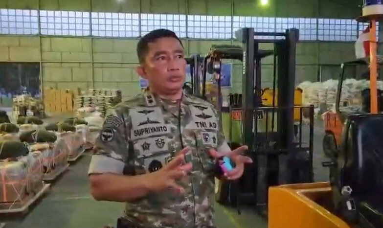 TNI memaparkan detail teknis helibox untuk menepis isu bantuan airdrop kosong yang ramai diperbincangkan publik.