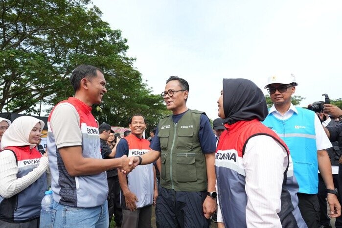 Pertamina Gerak Cepat Pasok Energi dan Bantuan Kemanusiaan ke Aceh Tamiang bersama Danantara 2 Pertamina Gerak Cepat Pasok Energi dan Bantuan Kemanusiaan ke Aceh Tamiang bersama Danantara