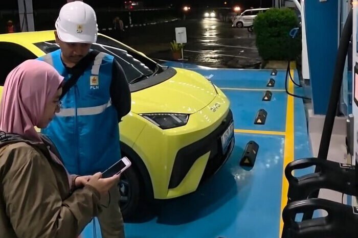 Liburan Nataru Pakai EV Makin Seru, Ini Kata Pengguna! 4 Liburan Nataru Pakai EV Makin Seru, Ini Kata Pengguna!