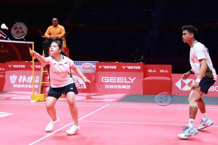 Jafar Hidayatullah/Felisha Pasaribu menjadikan kekalahan dari Feng Zhe/Huang Ping sebagai bahan evaluasi penting di BWF World Tour Finals 2025.