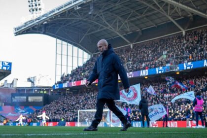 Pep Guardiola mengonfirmasi absennya tiga pilar Manchester City jelang laga krusial melawan Brentford di perempat final Piala Liga Inggris 2025/2026.