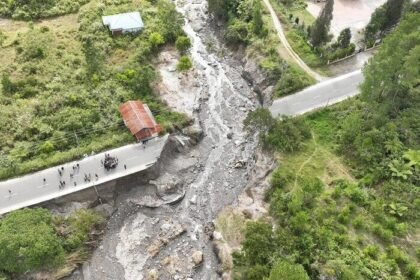 Pemerintah bergerak cepat memulihkan jaringan konektivitas dan infrastruktur strategis di Aceh, Sumatera Utara, dan Sumatera Barat yang terdampak bencana agar distribusi logistik kembali normal.