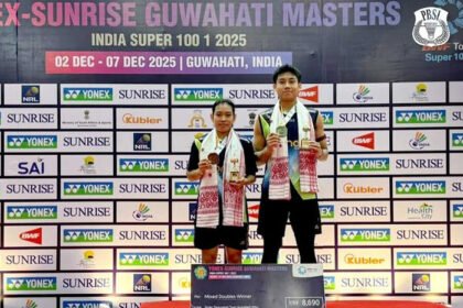 Marwan Faza/Aisyah Salsabila merayakan gelar juara Guwahati Masters 2025 usai menundukkan pasangan Thailand dalam final dua gim langsung.