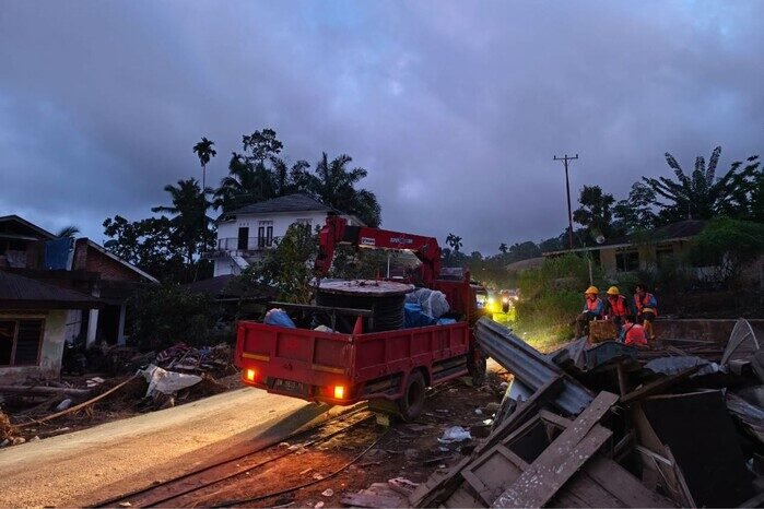 Agam Kembali Menyala, Sistem Kelistrikan Sumbar Pulih 100% Pascabencana 4 Agam Kembali Menyala, Sistem Kelistrikan Sumbar Pulih 100% Pascabencana