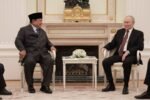 Presiden Prabowo Subianto dan Vladimir Putin membahas arah baru hubungan dagang RI–Rusia dalam pertemuan resmi di Kremlin.