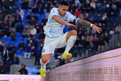 Lautaro Martinez menjadi bintang kemenangan Inter Milan lewat dua gol yang menjebol gawang Pisa di Stadion Romeo Anconetani.