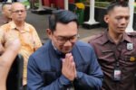 Ridwan Kamil memenuhi panggilan KPK untuk memberikan klarifikasi terkait penyelidikan kasus korupsi Bank BJB.