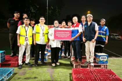 PGN distribusikan bantuan tiga ton tahap kedua ke Aceh melalui kolaborasi udara bersama Garuda Indonesia.