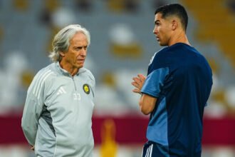 Cristiano Ronaldo ke Abu Dhabi untuk laga persahabatan sambil membawa kembali kenangan kartu merah panas yang pernah mengguncang kariernya di Arab Saudi.