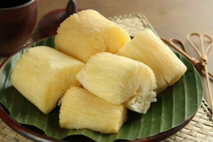 5 Minuman yang Bikin Singkong Rebus Jadi Bom Waktu di Perutmu, Ada Kopi Lho