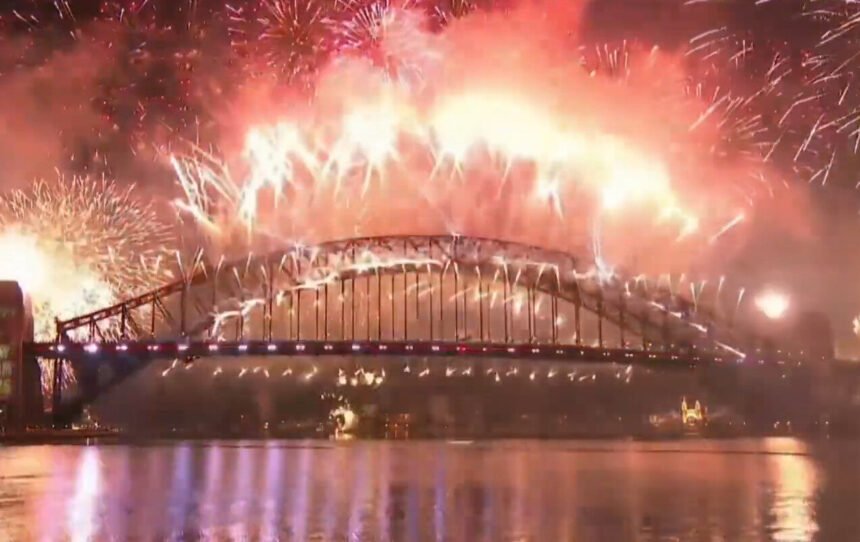Australia Sambut Tahun Baru 2026, Langit Sydney Dipenuhi Kembang Api