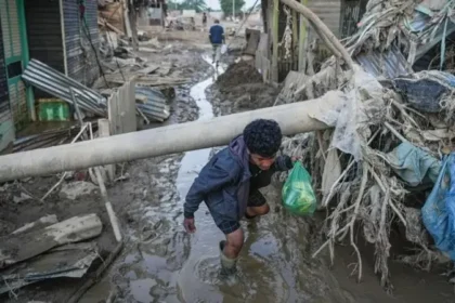 Banjir dan Longsor Hentikan Aktivitas 60 Perguruan Tinggi, Ribuan Mahasiswa Mengungsi