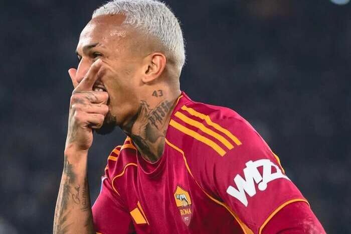 Gol Wesley Franca memastikan AS Roma menundukkan Como dan tetap bertahan di posisi empat besar Serie A.