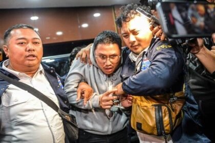 8 Fakta Tertangkapnya Resbob : Hina Sunda - Bobotoh Demi Viral dan Uang