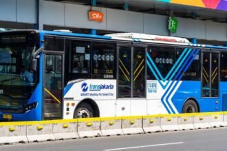 Dua Pemuda Diamankan Usai Berbuat Asusila di Bus Transjakarta