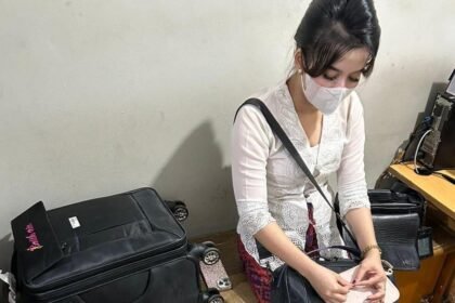 Gagal Jadi Pramugari, Wanita ini Nekat Pakai Seragam Palsu Saat Terbang ke Jakarta