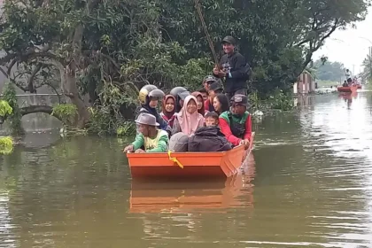 Banjir Meluas di Kudus, 25 Desa Terdampak dan Ribuan Warga Mengungsi