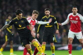 MU Tundukkan Arsenal 3-2 di Emirates Stadium