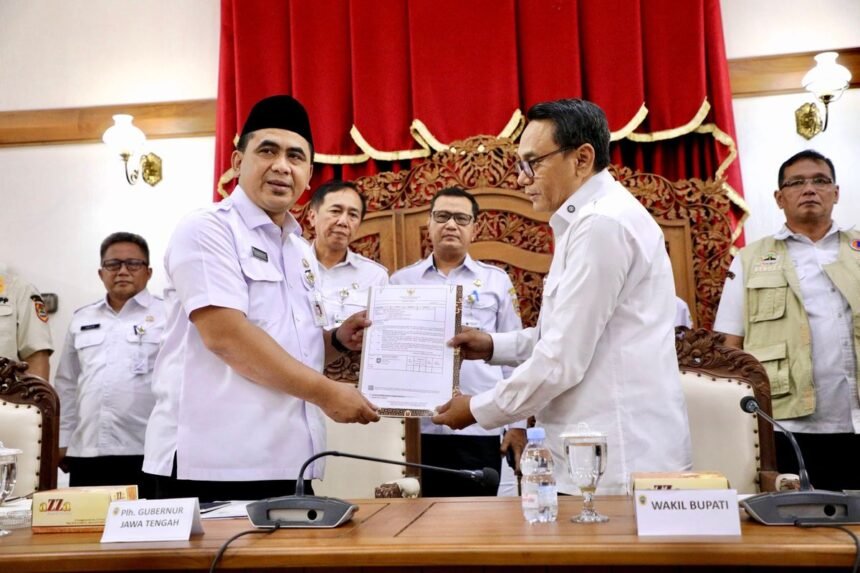 Pasca Sudewo Jadi Tersangka, Risma Ardhi Chandra Resmi Jadi Plt Bupati Pati