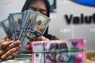 Rupiah Menguat Tipis ke Rp16.780 per Dolar AS, Pasar Tunggu Hasil Rapat The Fed