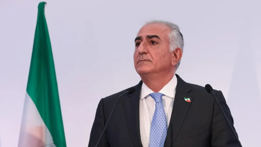 Trump Ragu Dukung Reza Pahlavi sebagai Pemimpin Masa Depan Iran Meski Dinilai “Sangat Baik”