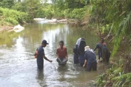 Pemerintah Malaysia Izinkan Warga Miskin Mendulang Emas