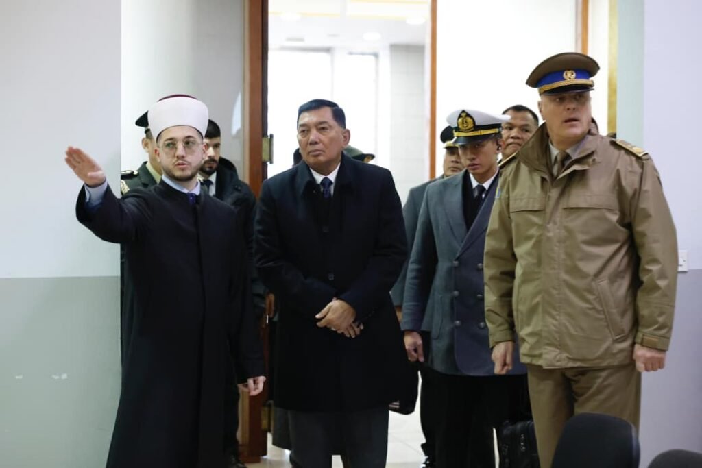 Menhan Sjafrie Ziarahi Masjid Soeharto di Sarajevo, Simbol Solidaritas Indonesia–Bosnia 12 Menhan Sjafrie Ziarahi Masjid Soeharto di Sarajevo, Simbol Solidaritas Indonesia–Bosnia