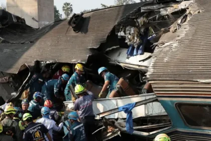 Derek Proyek Kereta Cepat Ambruk Timpa Kereta Penumpang, 28 Orang Tewas dan Puluhan Luka