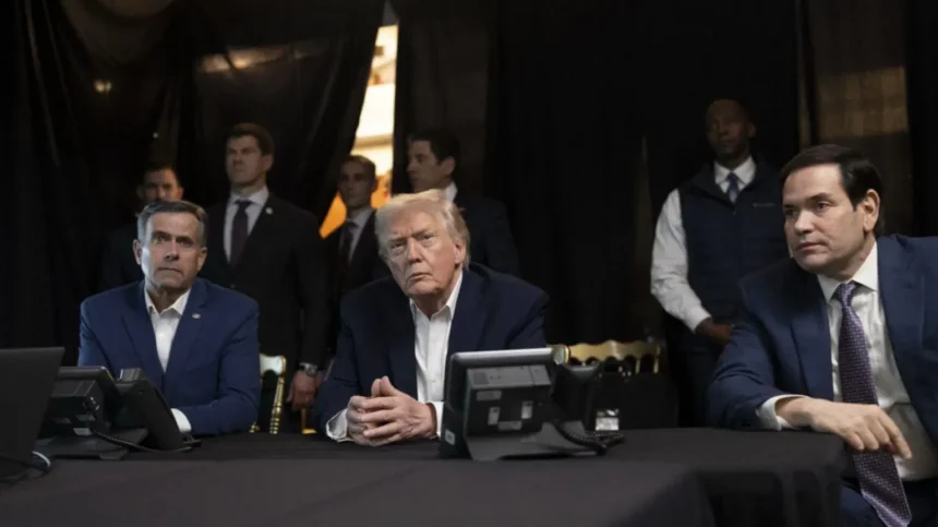 Donald Trump Tonton Langsung Pasukan Elite AS Menangkap Maduro : "Sungguh Luar Biasa"