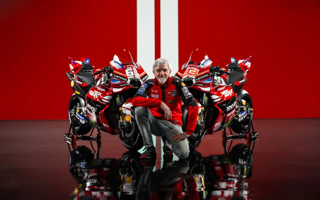 Ducati Lenovo Team Rilis Livery Rosso Centenario Untuk MotoGP 2026, Sambut 100 Tahun Ducati 2 Ducati Lenovo Team Rilis Livery Rosso Centenario Untuk MotoGP 2026, Sambut 100 Tahun Ducati