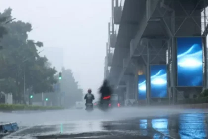 Prakira Cuaca 4 Januari, BMKG: Jakarta Diguyur Hujan