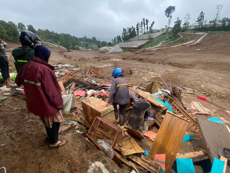 Gemuruh Dini Hari Jadi Awal Bencana Longsor Maut di Cisarua Bandung Barat
