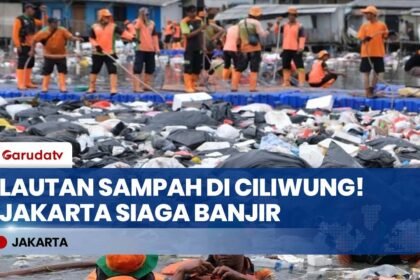 800 TON SAMPAH SERBU JAKARTA! Ciliwung Meluap, Saringan TB Simatupang Hampir Jebol?